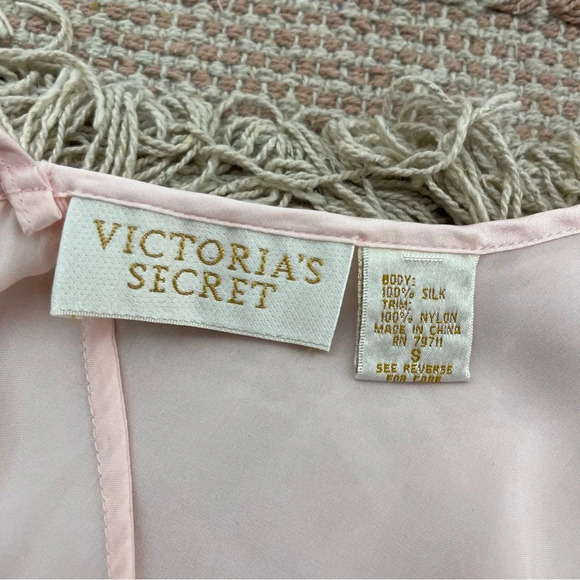 VINTAGE Victoria's Secret Gold Label Silk Heart Embroidered Ruffle Teddy Size S - Picture 15 of 15